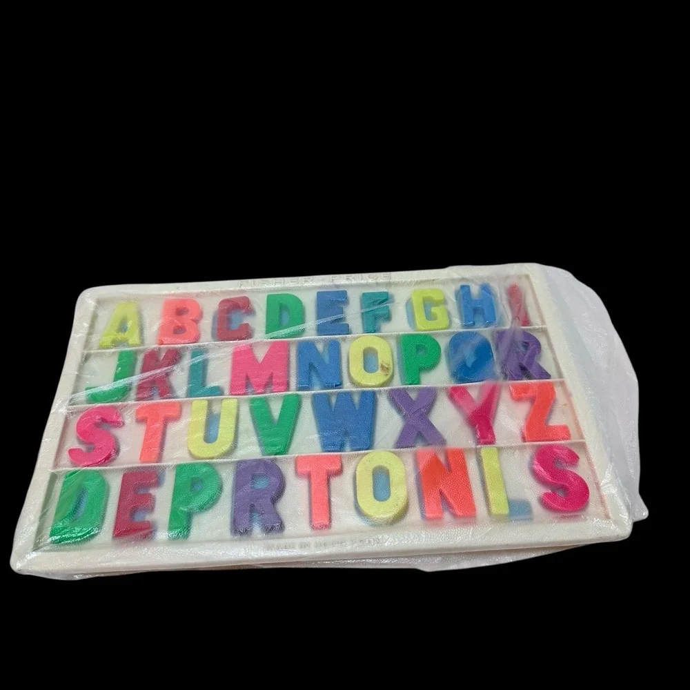 Vintage FISHER-PRICE LETTER TRAY Complete 35‎ Magnetic Letters for School & Desk